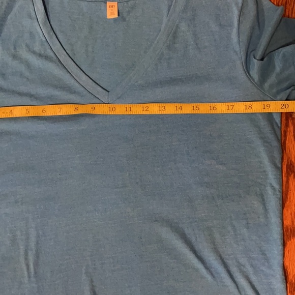 BP NORDSTROM OVERSIZED V NECK TEE cobalt BLUE available in sizes S and M cropped - Picture 4 of 6